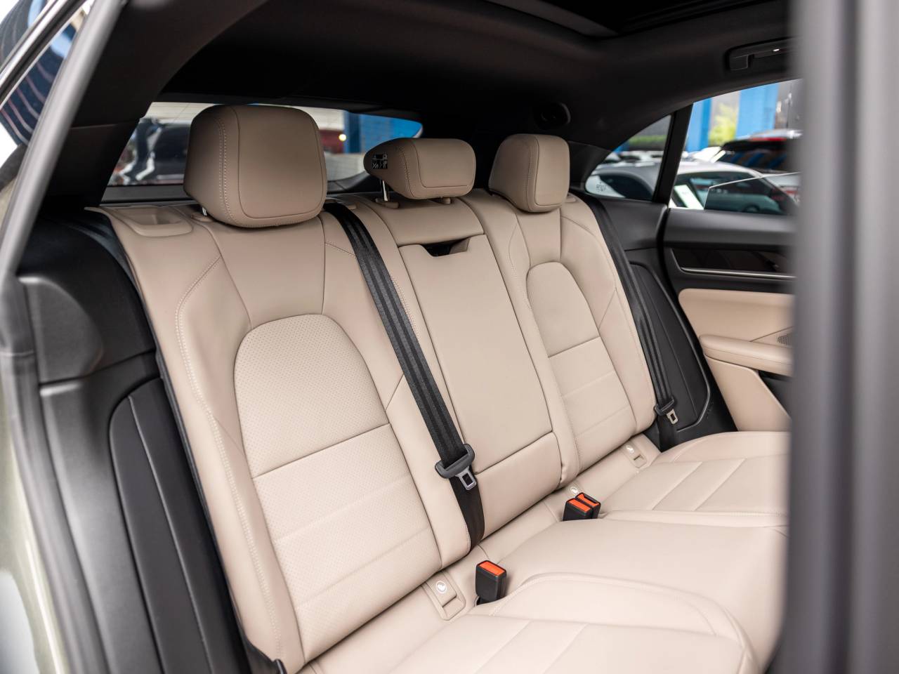 2026 Porsche Macan Macan Electric