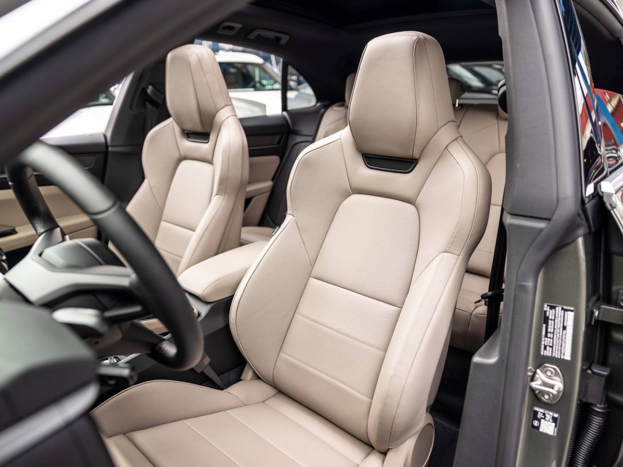 2026 Porsche Macan Macan Electric