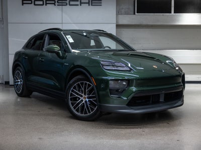 2026 Porsche Macan Macan Electric
