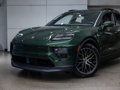 2026 Porsche Macan Macan Electric