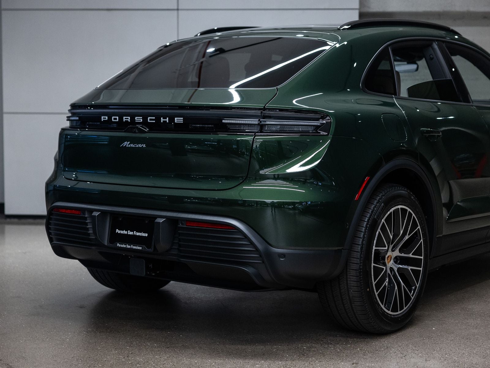 2026 Porsche Macan Macan Electric