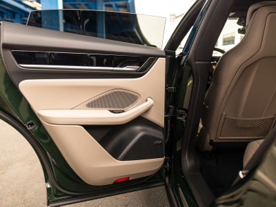 2026 Porsche Macan Macan Electric