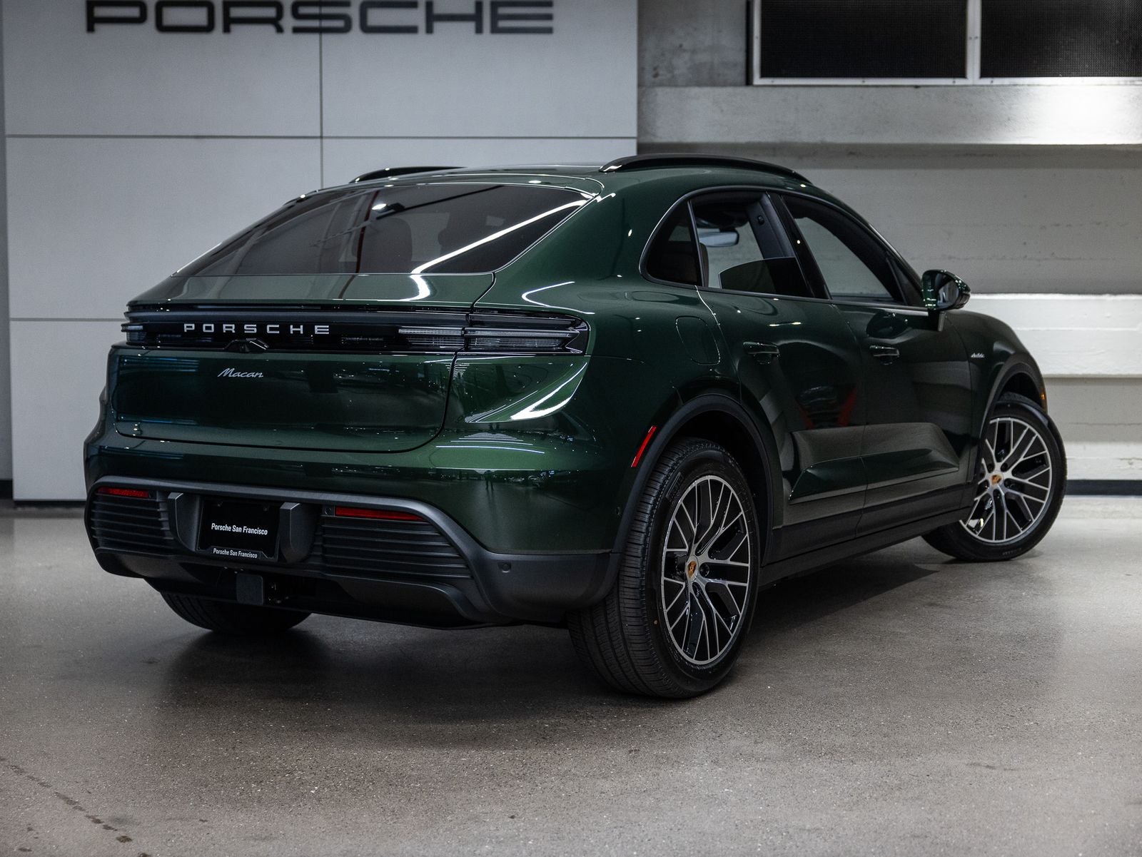 2026 Porsche Macan Macan Electric