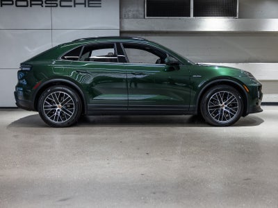 2026 Porsche Macan Macan Electric