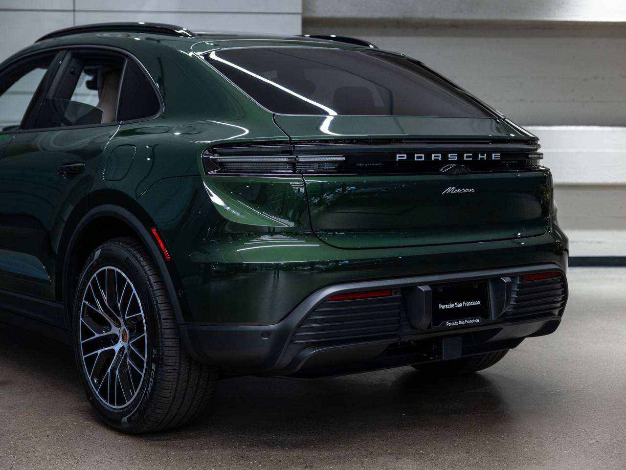 2026 Porsche Macan Macan Electric