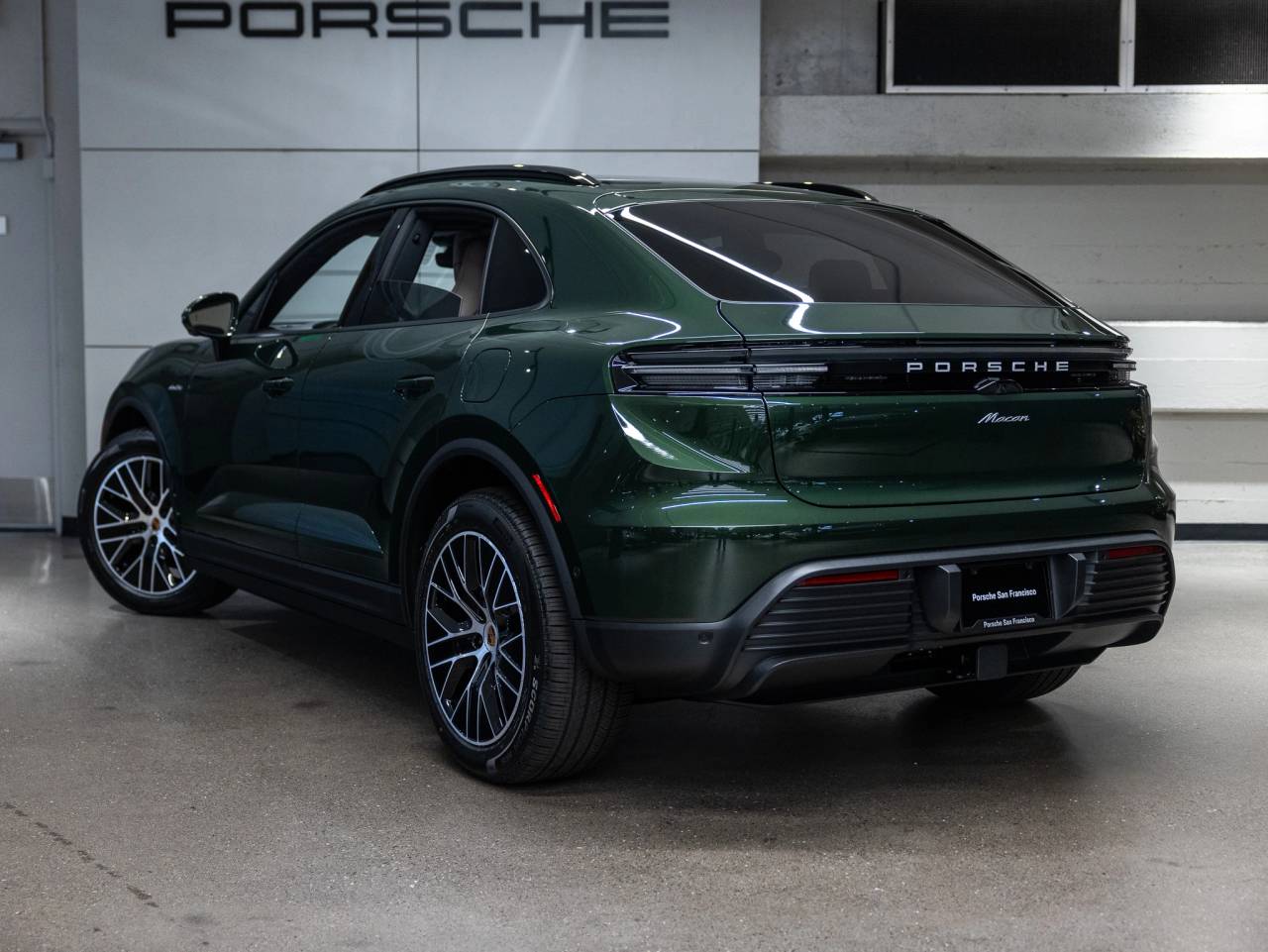 2026 Porsche Macan Macan Electric