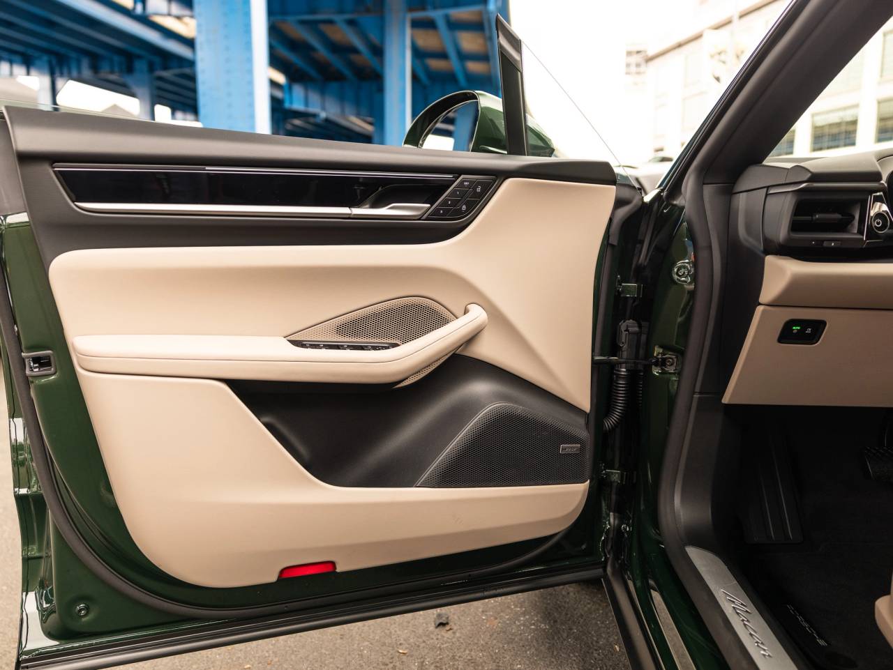 2026 Porsche Macan Macan Electric
