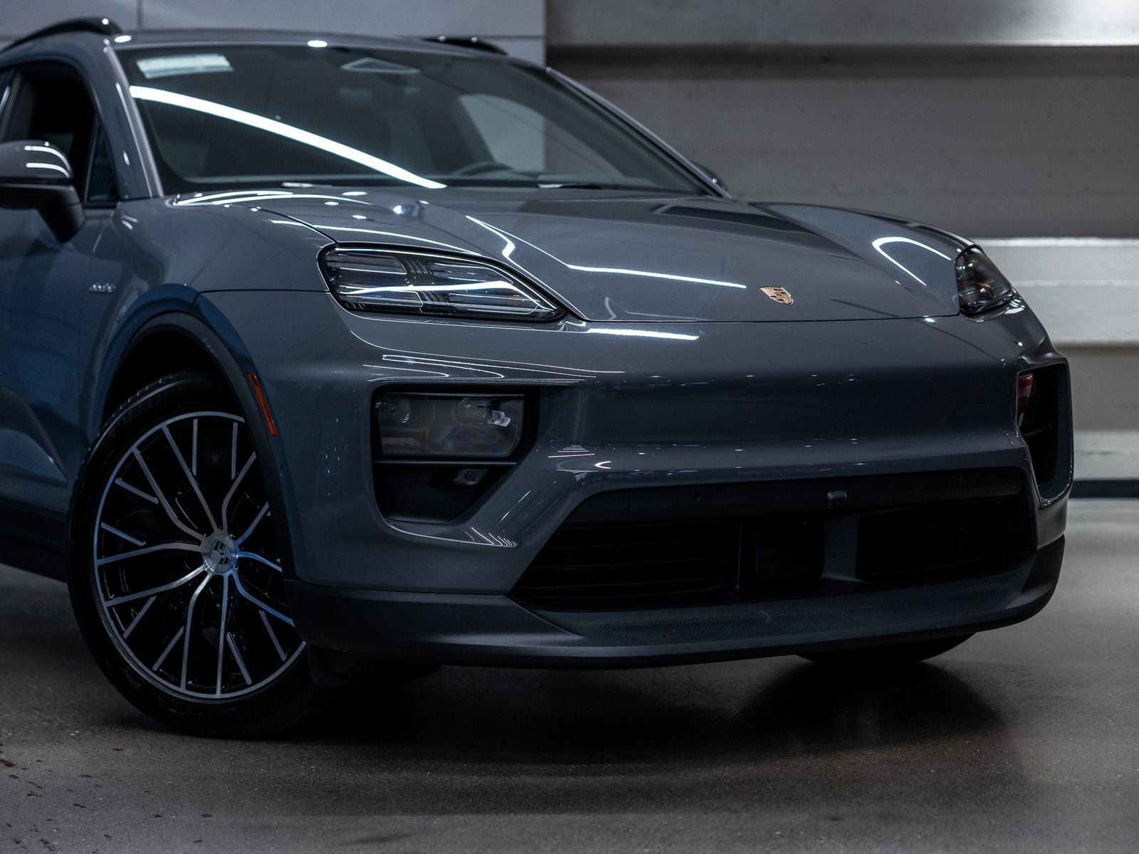 2025 Porsche Macan Electric