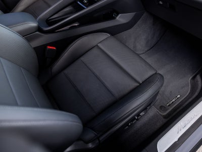 2025 Porsche Macan Electric