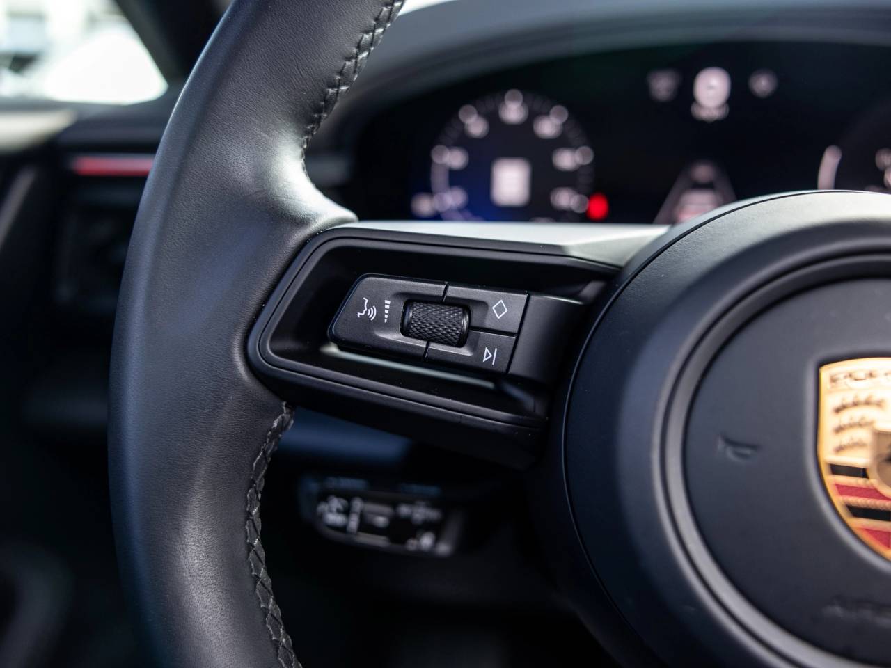 2025 Porsche Macan Electric