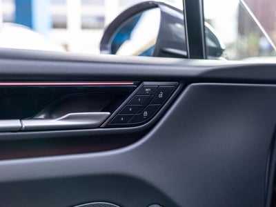 2025 Porsche Macan Electric