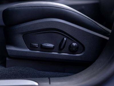 2025 Porsche Macan Electric