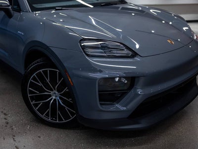 2025 Porsche Macan Electric
