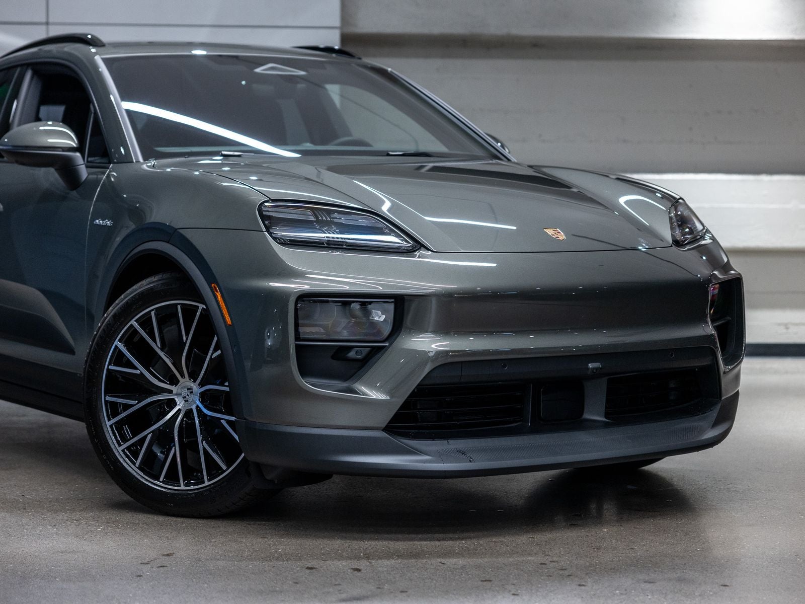 2025 Porsche Macan Macan Electric