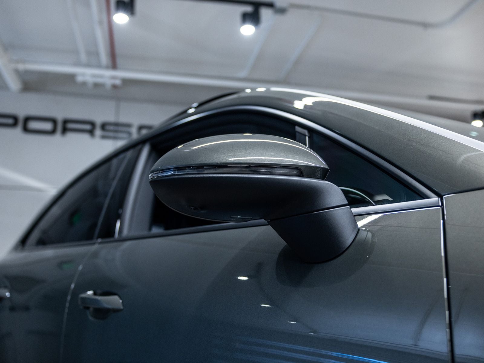 2025 Porsche Macan Macan Electric