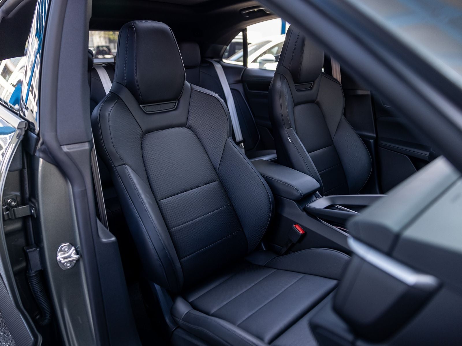 2025 Porsche Macan Macan Electric