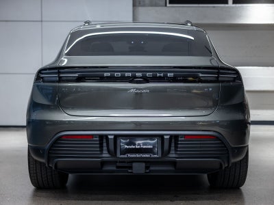 2025 Porsche Macan Macan Electric