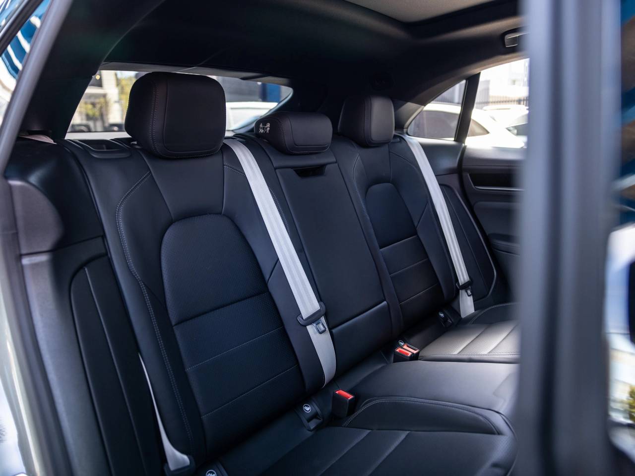 2025 Porsche Macan Macan Electric