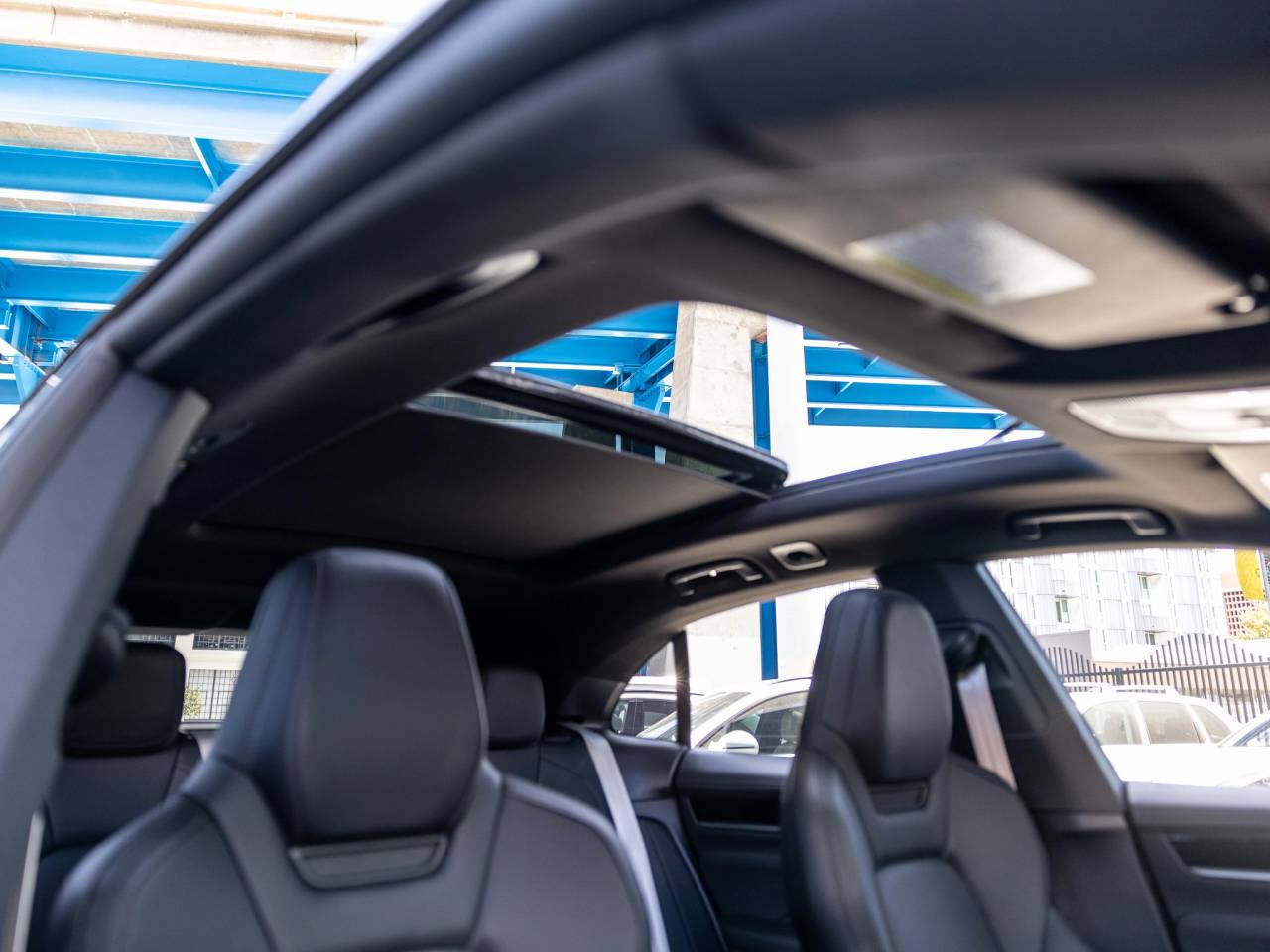 2025 Porsche Macan Macan Electric