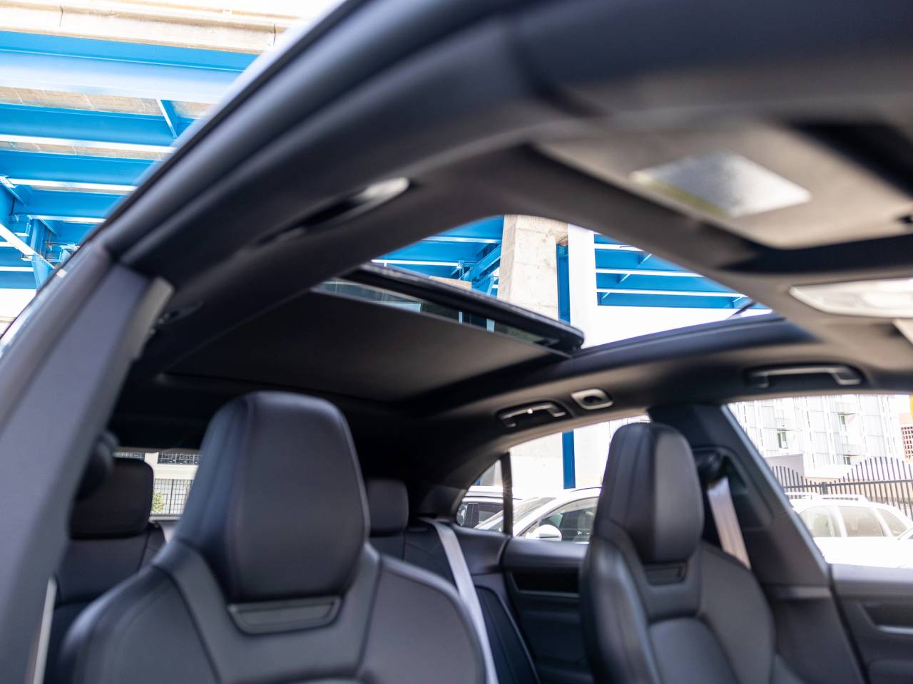 2025 Porsche Macan Macan Electric