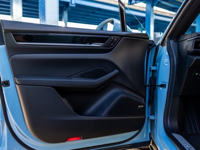 2025 Porsche Macan Macan Electric