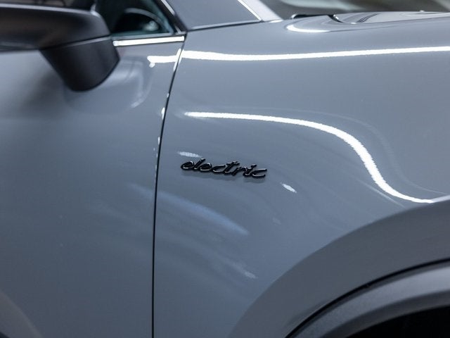 2025 Porsche Macan Macan Electric