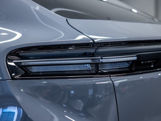 2025 Porsche Macan Macan Electric