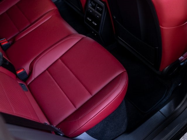 2025 Porsche Macan Macan Electric