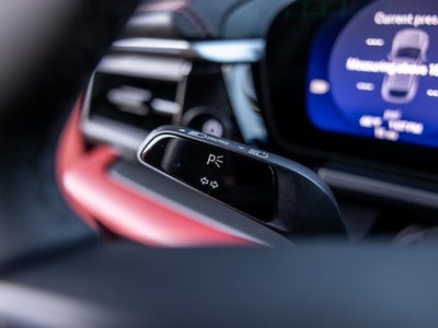 2025 Porsche Macan Macan Electric