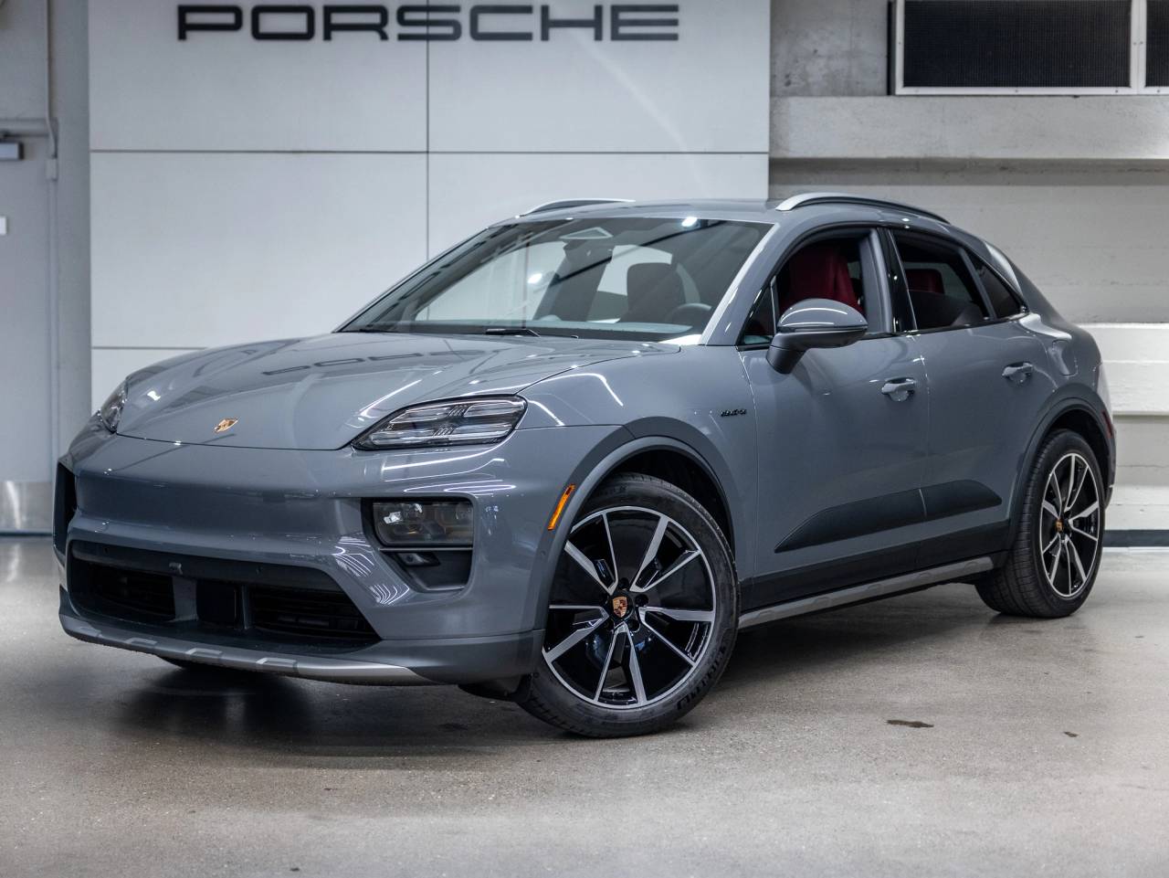 2025 Porsche Macan Macan Electric