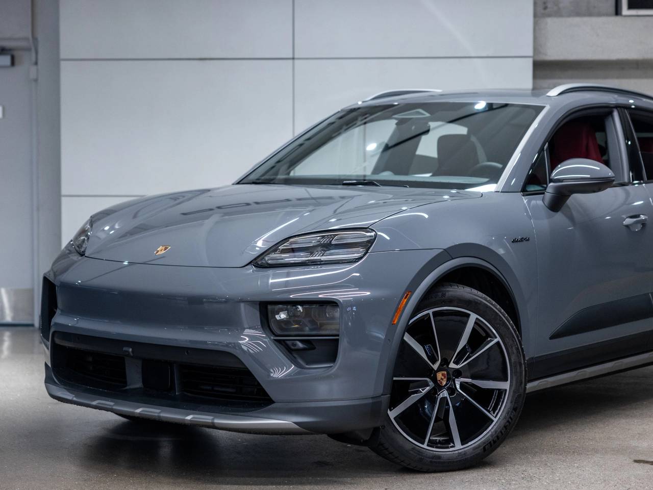 2025 Porsche Macan Macan Electric