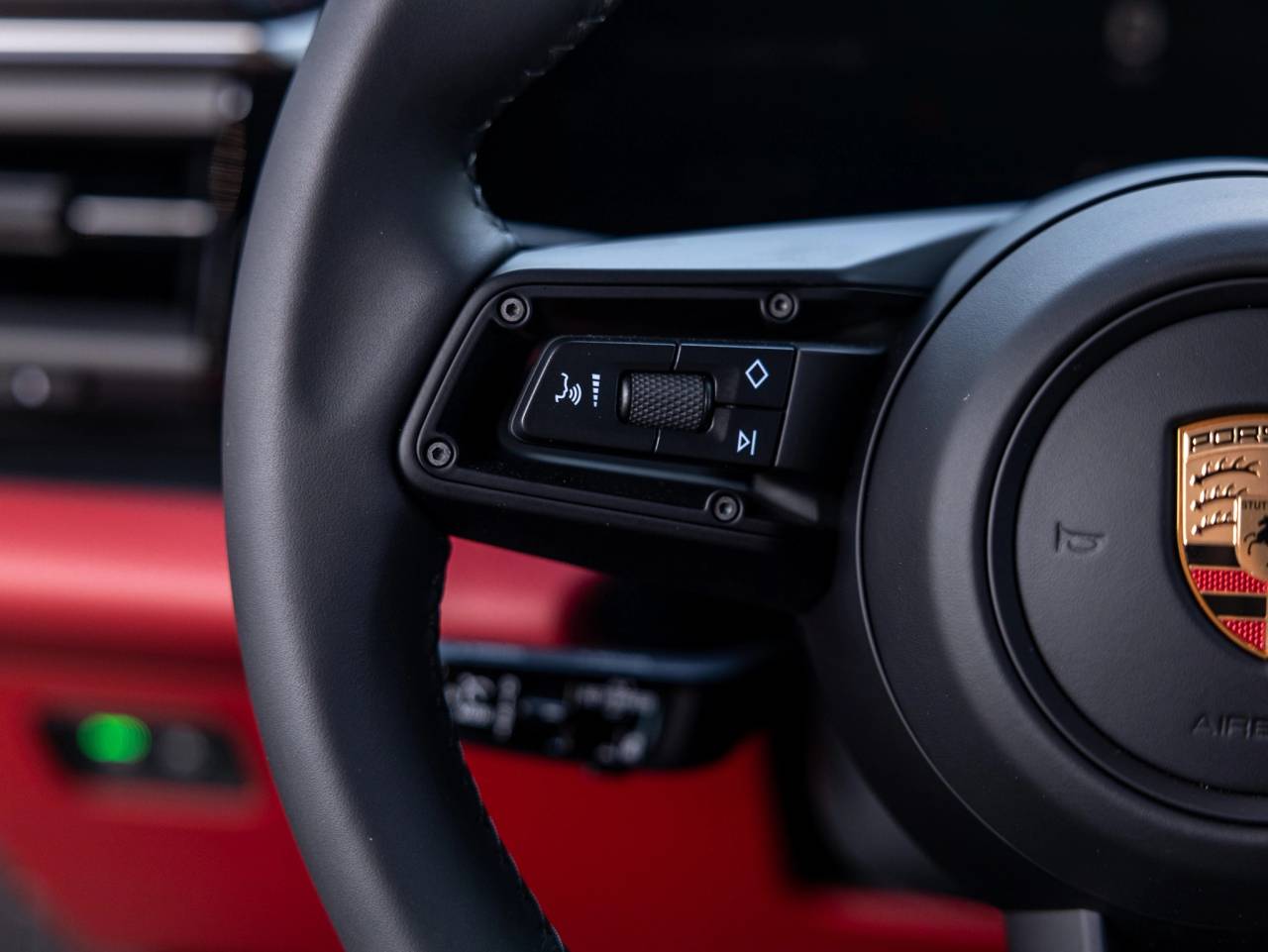 2025 Porsche Macan Macan Electric