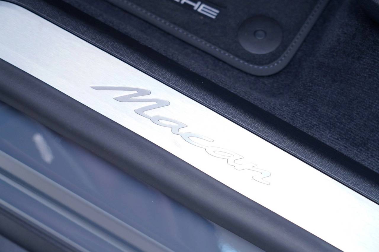 2025 Porsche Macan Macan Electric