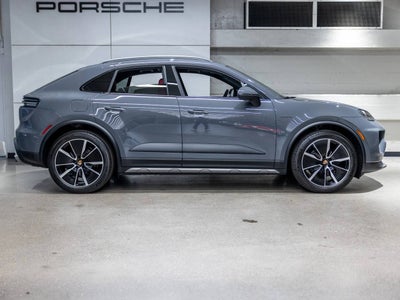 2025 Porsche Macan Macan Electric