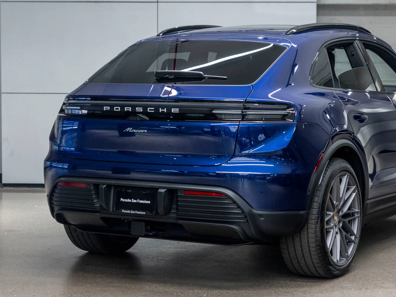 2025 Porsche Macan Macan Electric