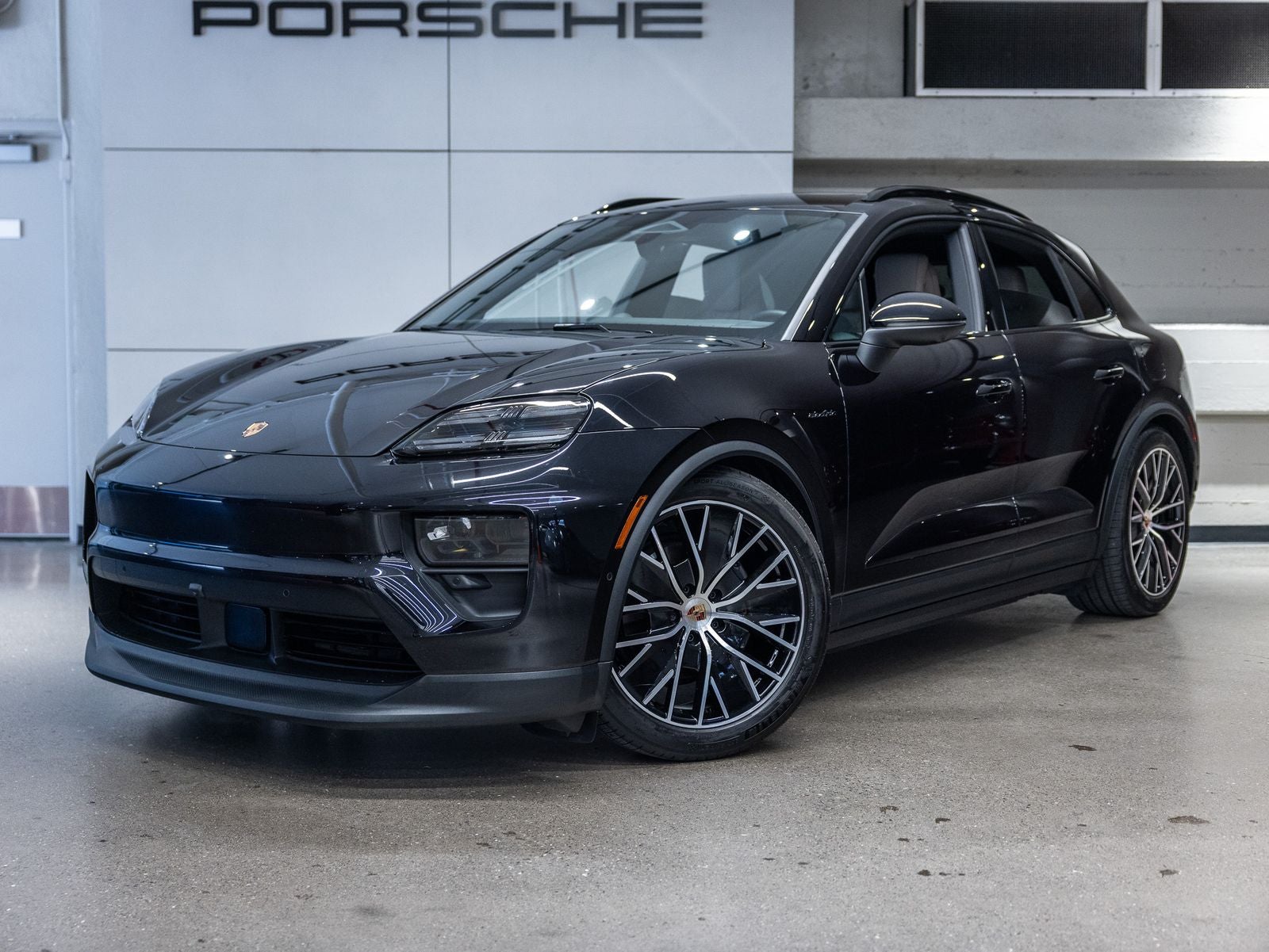 2025 Porsche Macan Electric