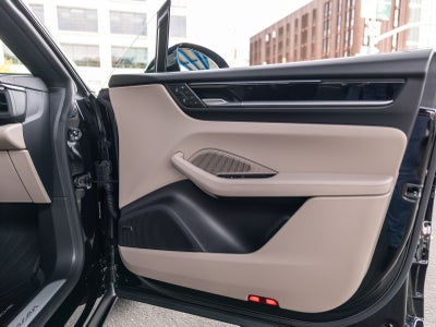 2025 Porsche Macan Electric