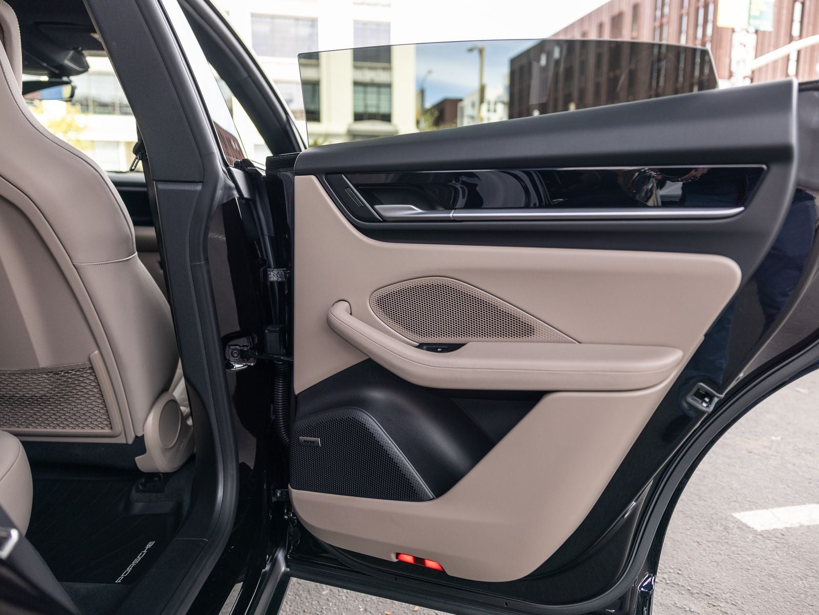 2025 Porsche Macan Electric