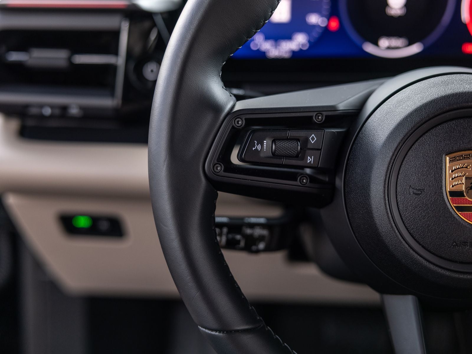 2025 Porsche Macan Electric