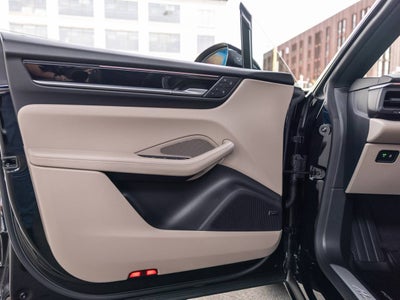 2025 Porsche Macan Electric