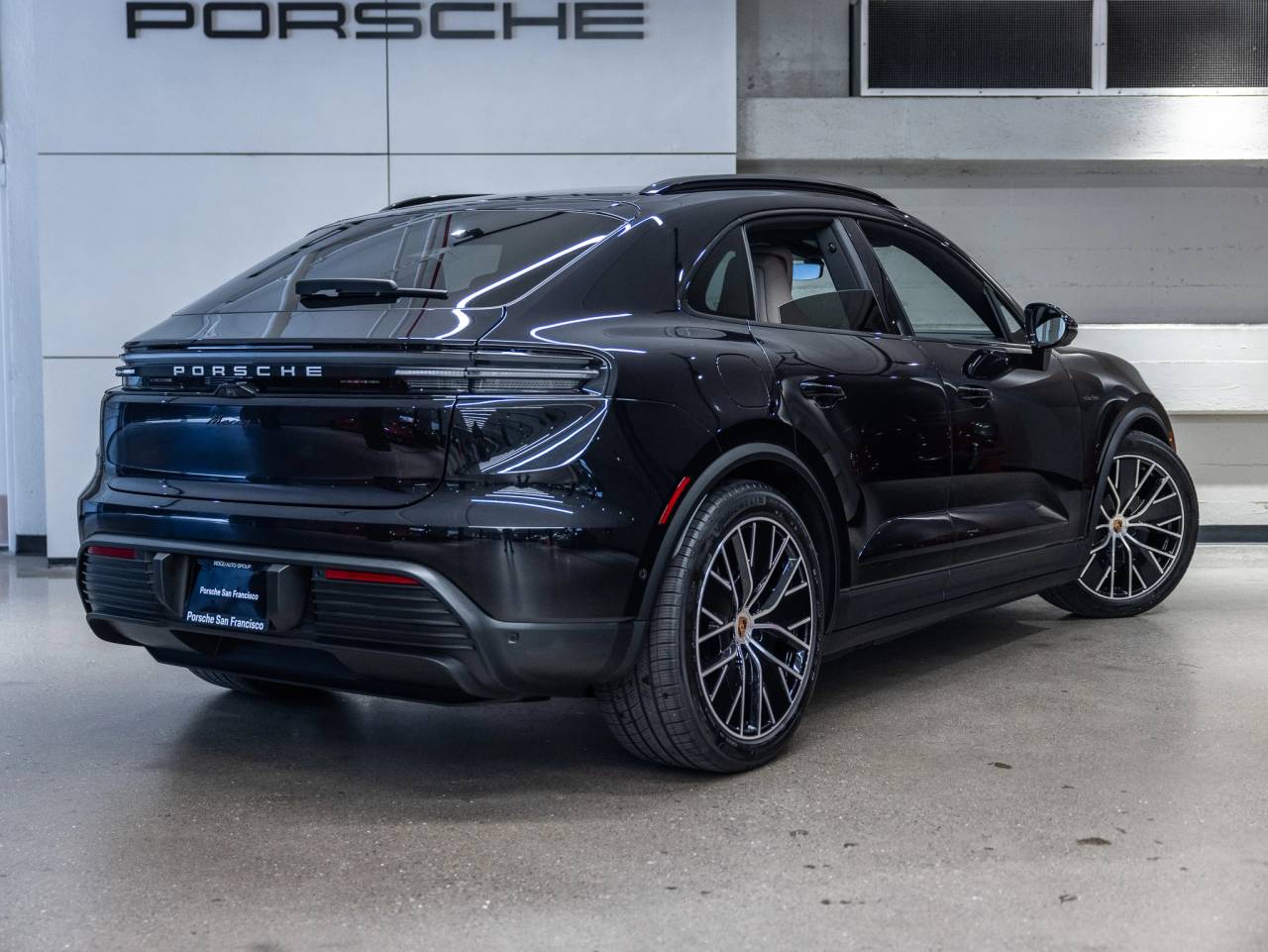 2025 Porsche Macan Electric