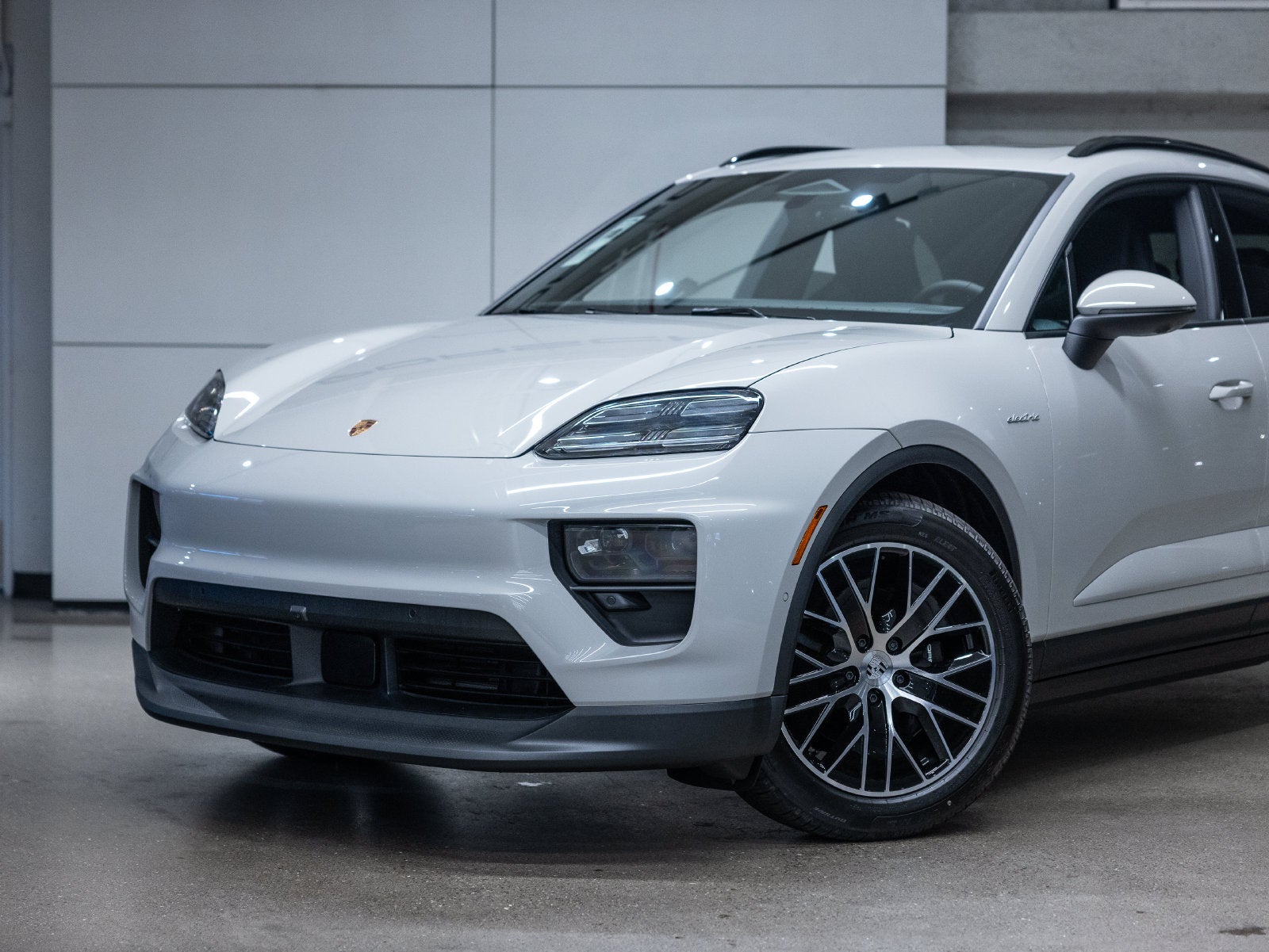 2026 Porsche Macan Macan Electric