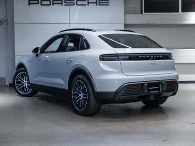 2026 Porsche Macan Macan Electric