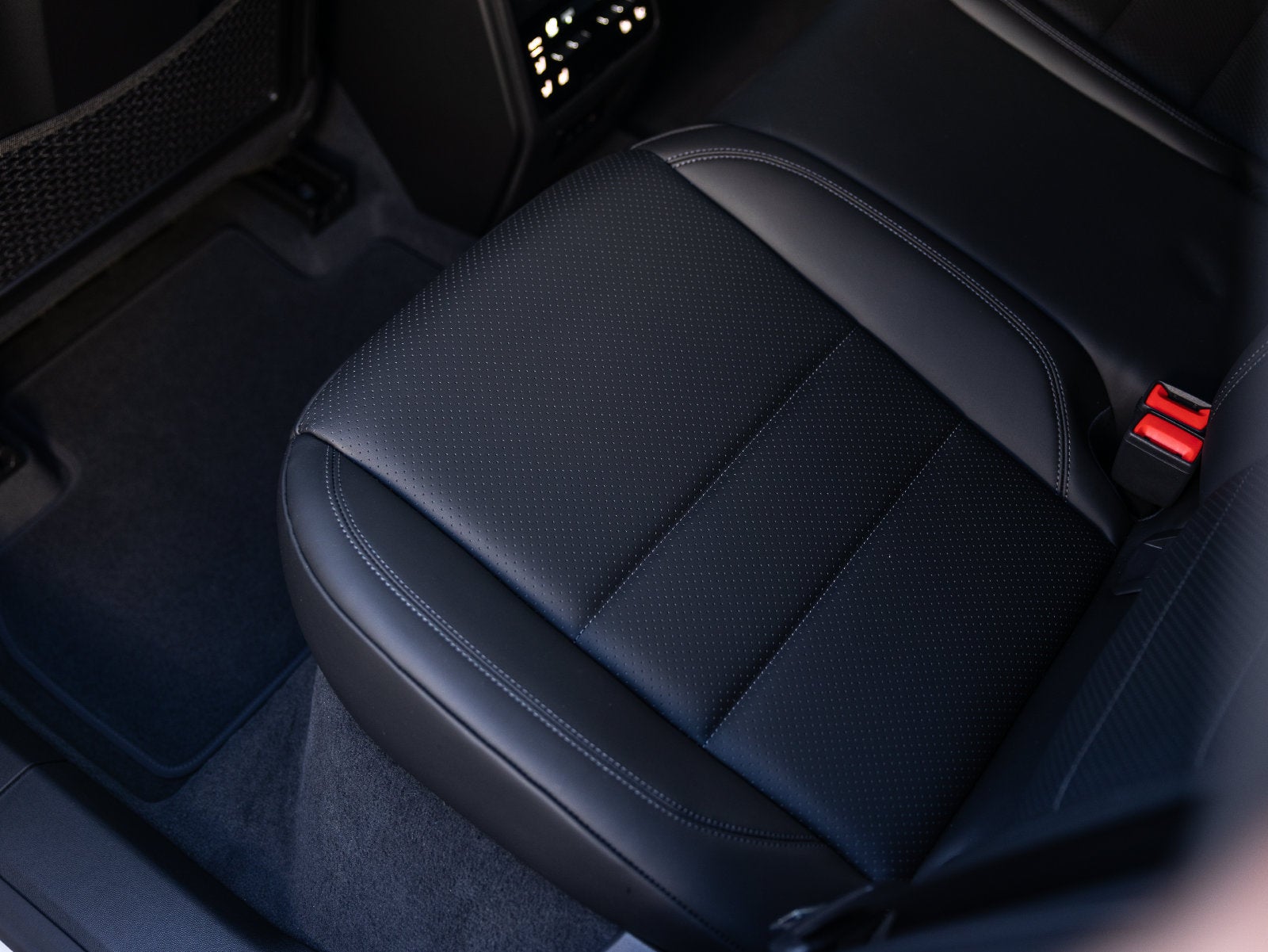 2026 Porsche Macan Macan Electric