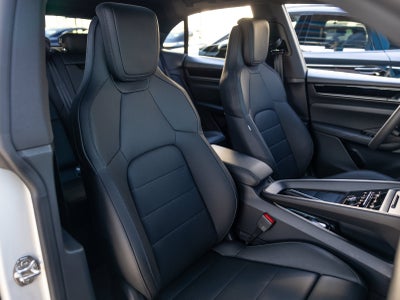 2026 Porsche Macan Macan Electric