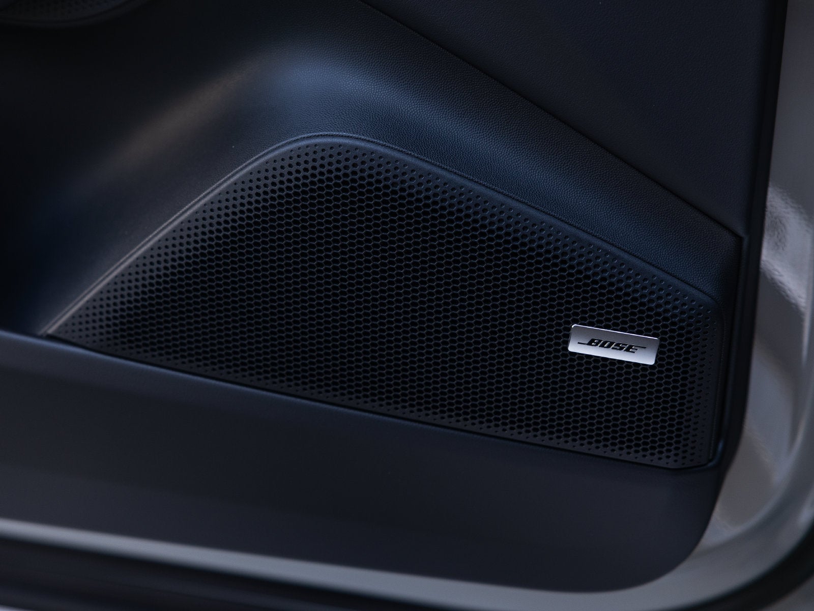 2026 Porsche Macan Macan Electric