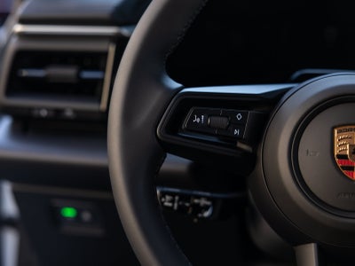 2026 Porsche Macan Macan Electric