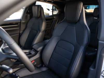 2026 Porsche Macan Macan Electric