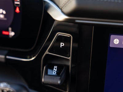 2026 Porsche Macan Macan Electric