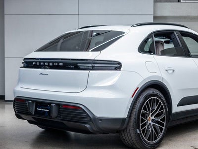 2025 Porsche Macan Macan Electric